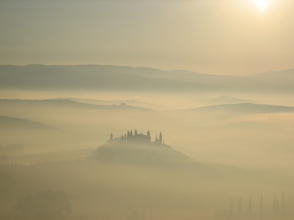 A photo of a misty Val D'Orcia taken by Alan Reed